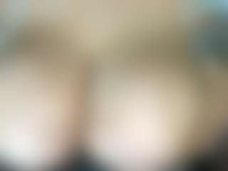 thickfreakylatina's Live Sex Cam Show