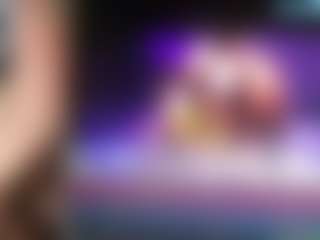 thickfreakylatina's Live Sex Cam Show