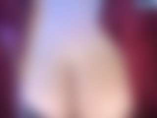 thickfreakylatina's Live Sex Cam Show
