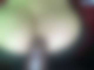 thickfreakylatina's Live Sex Cam Show