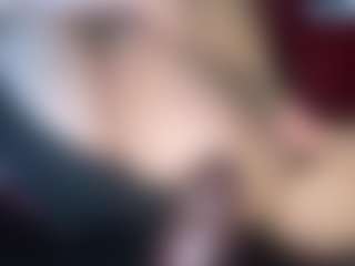 thickfreakylatina's Live Sex Cam Show
