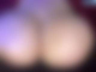 thickfreakylatina's Live Sex Cam Show
