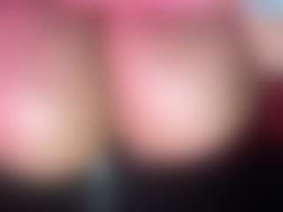 thickfreakylatina's Live Sex Cam Show