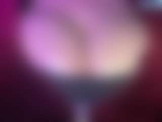 thickfreakylatina's Live Sex Cam Show