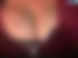 thickfreakylatina's Live Sex Cam Show