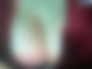 thickfreakylatina's Live Sex Cam Show
