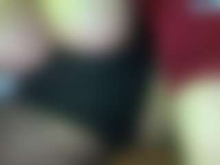 thickfreakylatina's Live Sex Cam Show