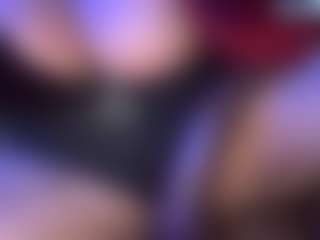 thickfreakylatina's Live Sex Cam Show