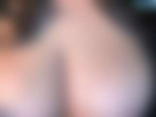 thickfreakylatina's Live Sex Cam Show