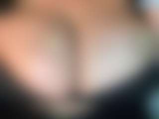 thickfreakylatina's Live Sex Cam Show