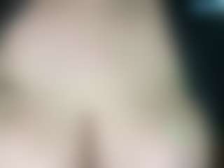 thickfreakylatina's Live Sex Cam Show