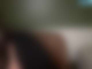 thickfreakylatina's Live Sex Cam Show