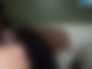 thickfreakylatina's Live Sex Cam Show