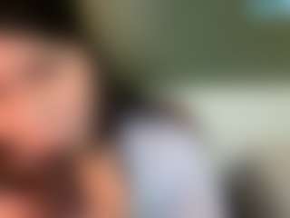 thickfreakylatina's Live Sex Cam Show