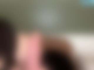 thickfreakylatina's Live Sex Cam Show