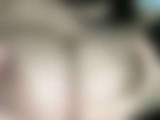 thickfreakylatina's Live Sex Cam Show
