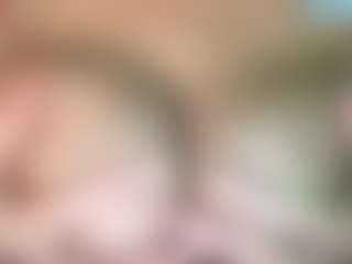 thickfreakylatina's Live Sex Cam Show