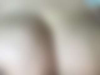 thickfreakylatina's Live Sex Cam Show