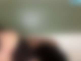 thickfreakylatina's Live Sex Cam Show