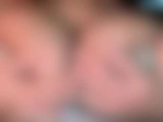 thickfreakylatina's Live Sex Cam Show