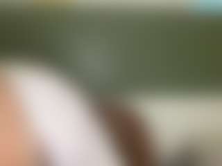 thickfreakylatina's Live Sex Cam Show