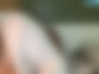 thickfreakylatina's Live Sex Cam Show