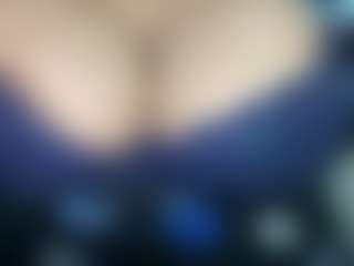 thickfreakylatina's Live Sex Cam Show