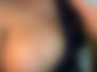 thickfreakylatina's Live Sex Cam Show