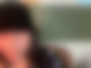 thickfreakylatina's Live Sex Cam Show