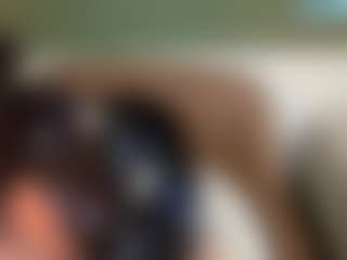 thickfreakylatina's Live Sex Cam Show