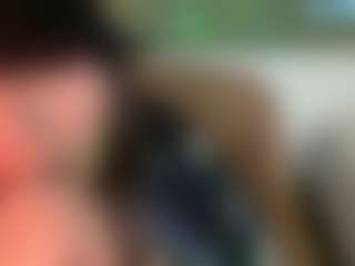 thickfreakylatina's Live Sex Cam Show