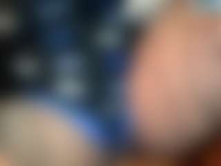 thickfreakylatina's Live Sex Cam Show