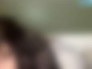 thickfreakylatina's Live Sex Cam Show