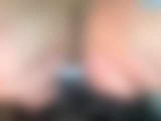 thickfreakylatina's Live Sex Cam Show