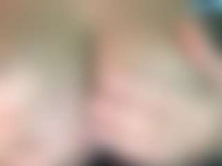 thickfreakylatina's Live Sex Cam Show