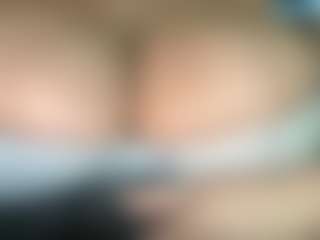 thickfreakylatina's Live Sex Cam Show