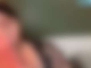 thickfreakylatina's Live Sex Cam Show