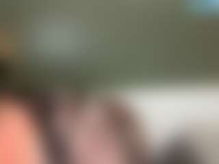 thickfreakylatina's Live Sex Cam Show