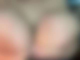thickfreakylatina's Live Sex Cam Show