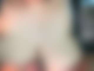 thickfreakylatina's Live Sex Cam Show