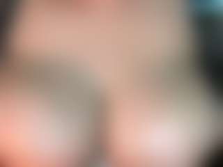 thickfreakylatina's Live Sex Cam Show