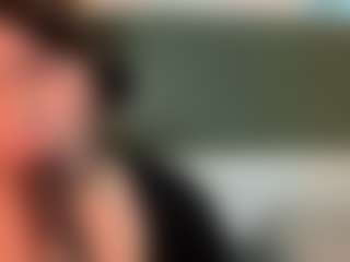 thickfreakylatina's Live Sex Cam Show