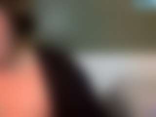 thickfreakylatina's Live Sex Cam Show