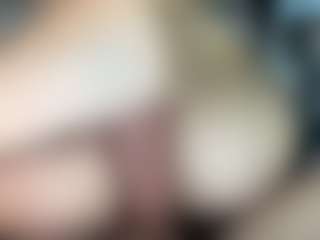 thickfreakylatina's Live Sex Cam Show
