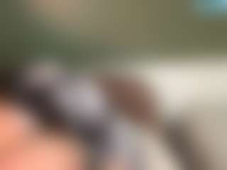thickfreakylatina's Live Sex Cam Show