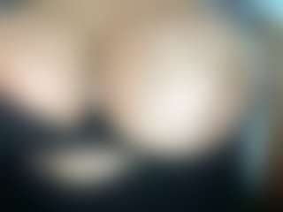 thickfreakylatina's Live Sex Cam Show
