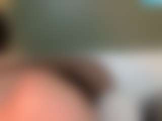 thickfreakylatina's Live Sex Cam Show