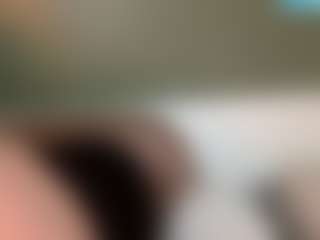 thickfreakylatina's Live Sex Cam Show