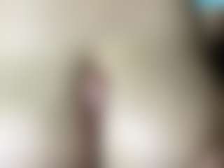thickfreakylatina's Live Sex Cam Show