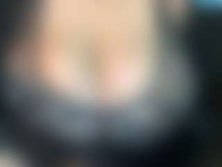 thickfreakylatina's Live Sex Cam Show